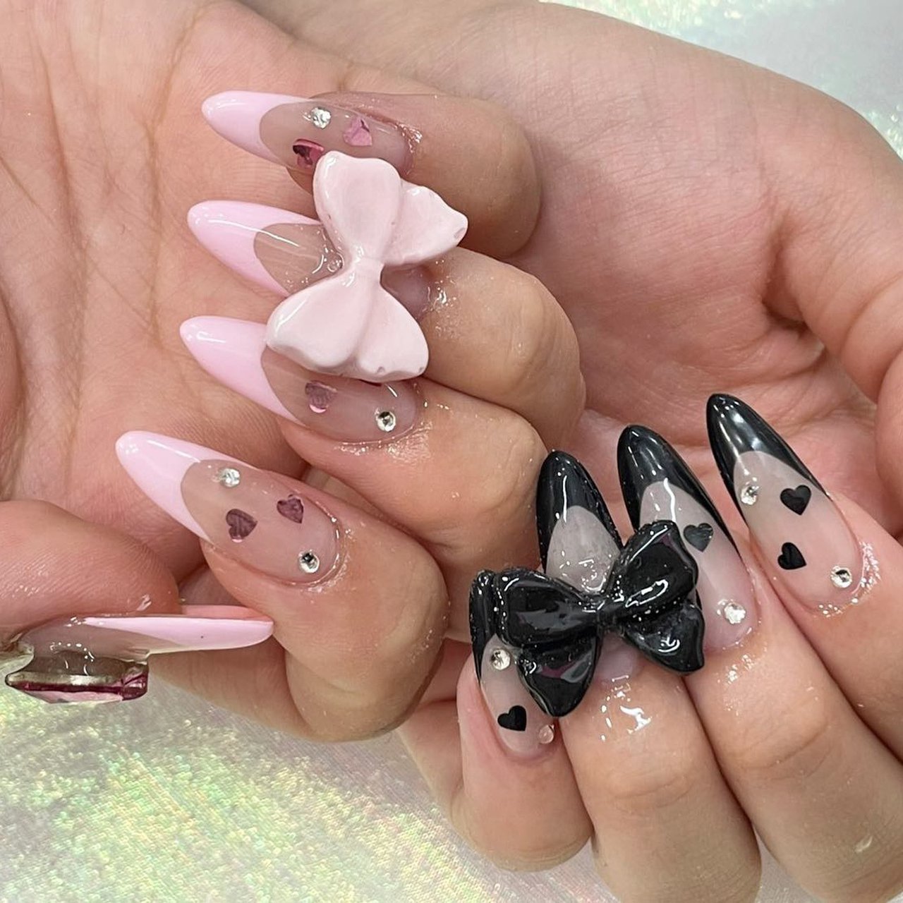 フレンチ 3d リボン ピンク ブラック Nailsgogo Shibuya Nailsalonのネイルデザイン No ネイル ブック