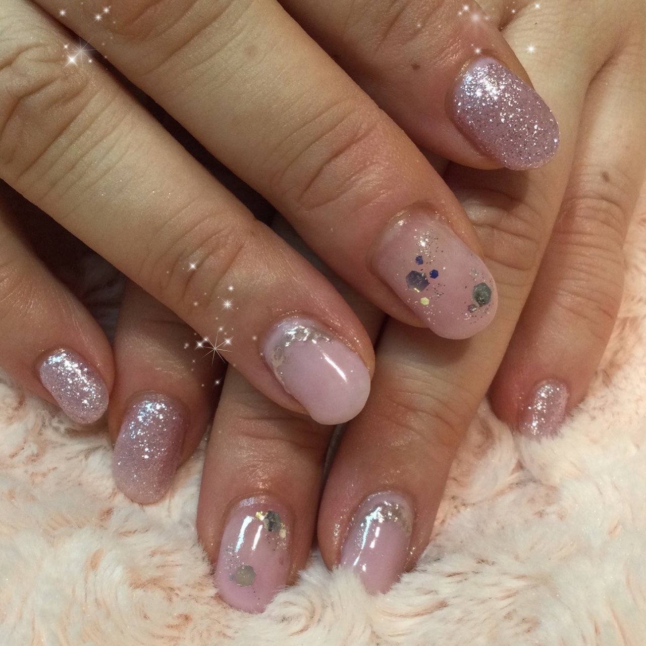 春 ハンド グラデーション ホログラム シュガー Nailclassyのネイルデザイン No ネイルブック