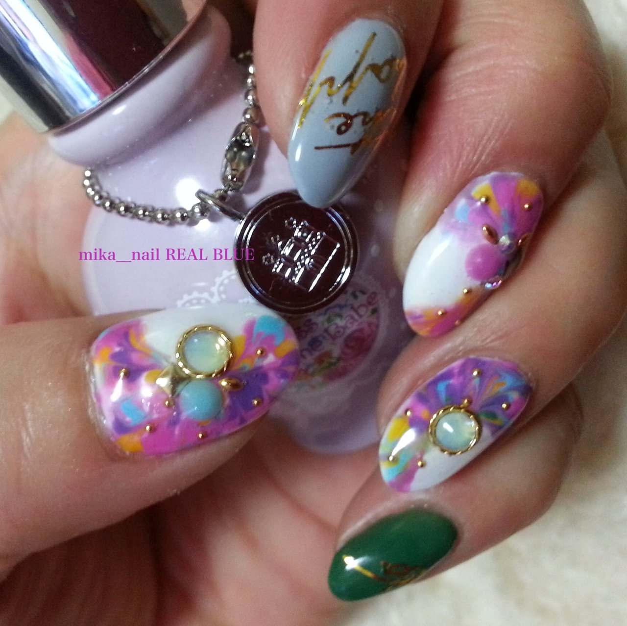 春 夏 ハンド ピーコック ミディアム Real Blue Mika Nailのネイルデザイン No ネイルブック