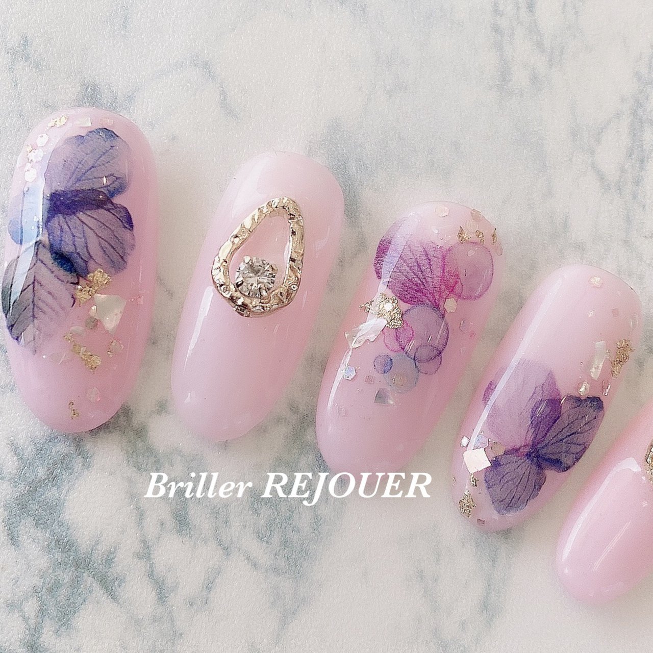ビジュー ワンカラー フラワー シェル ピンク Briller Rejouerのネイルデザイン No ネイルブック