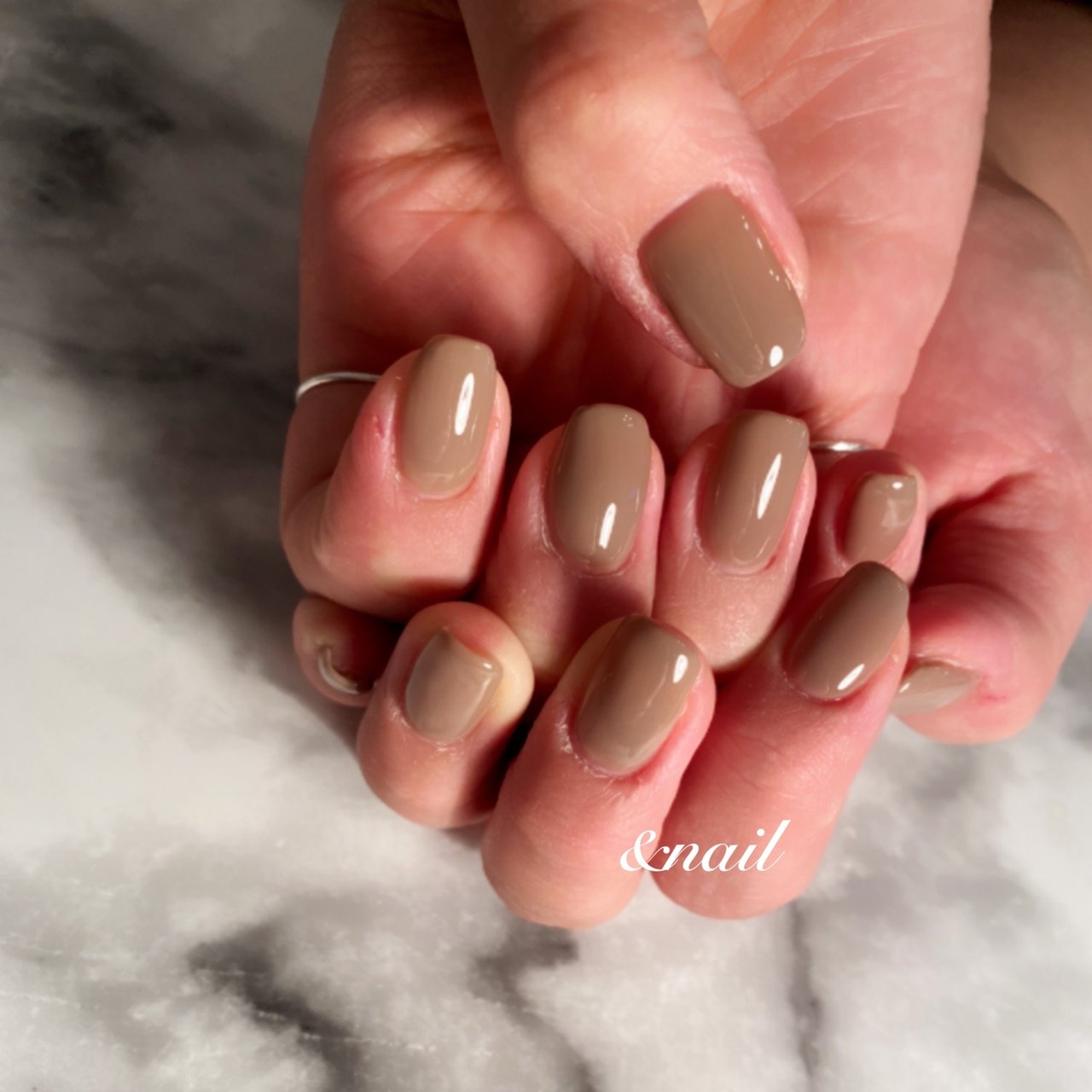 オールシーズン シンプル ワンカラー グレージュ Nailのネイルデザイン No ネイルブック