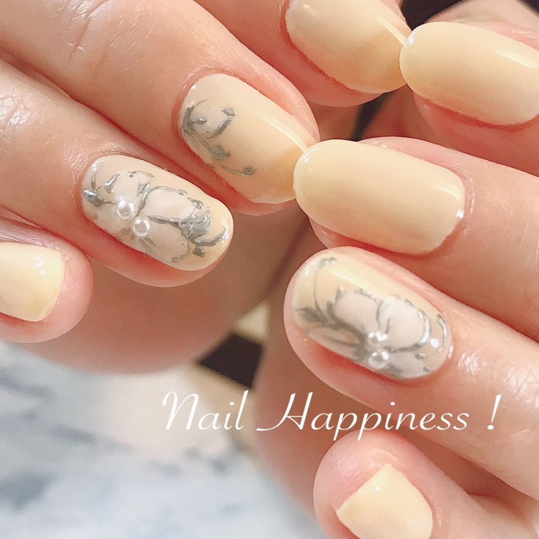 春 オールシーズン ワンカラー フラワー ホワイト Nail Happiness ネイルハピネス ささきまきのネイル デザイン No ネイルブック