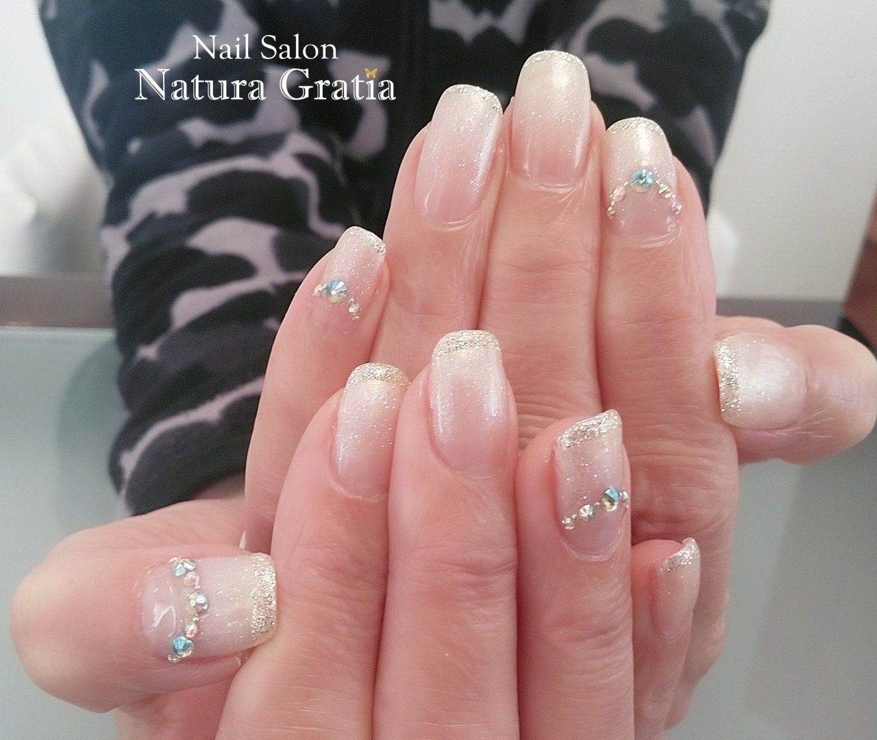 夏 冬 オフィス ハンド グラデーション Naturagratiaのネイルデザイン No ネイルブック