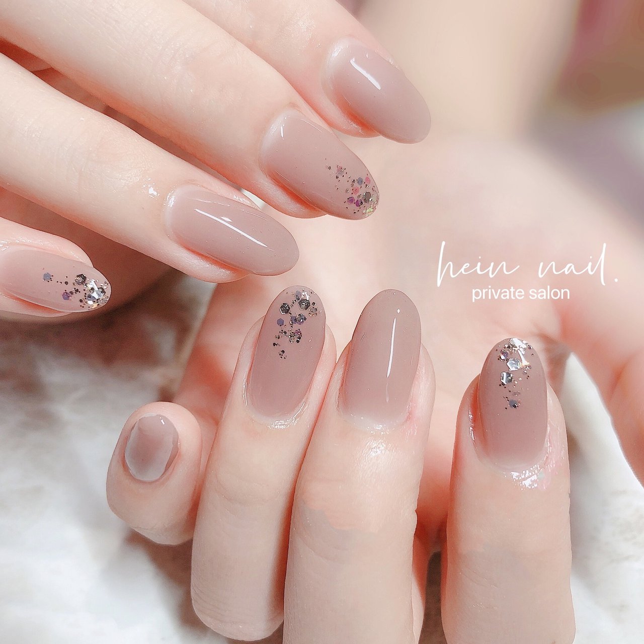 グレージュ シルバー Hein Nail のネイルデザイン No ネイルブック