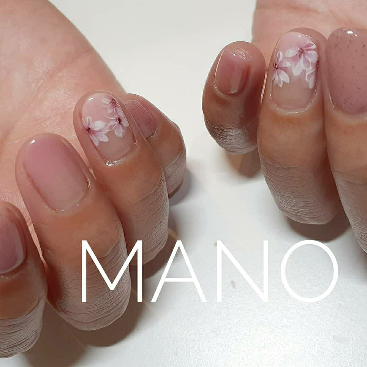 春 オールシーズン ハンド シンプル フラワー Mano Nail Estheのネイルデザイン No ネイルブック