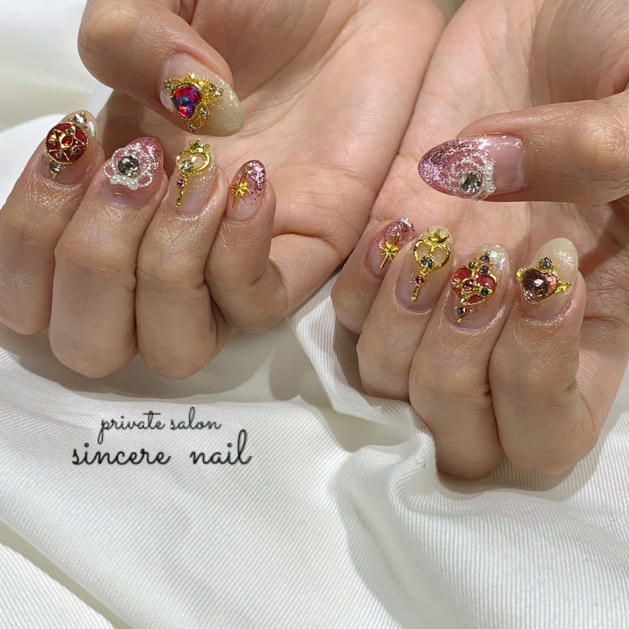 オールシーズン ハンド ミディアム ピンク ジェル Sincere Nailのネイルデザイン No ネイルブック