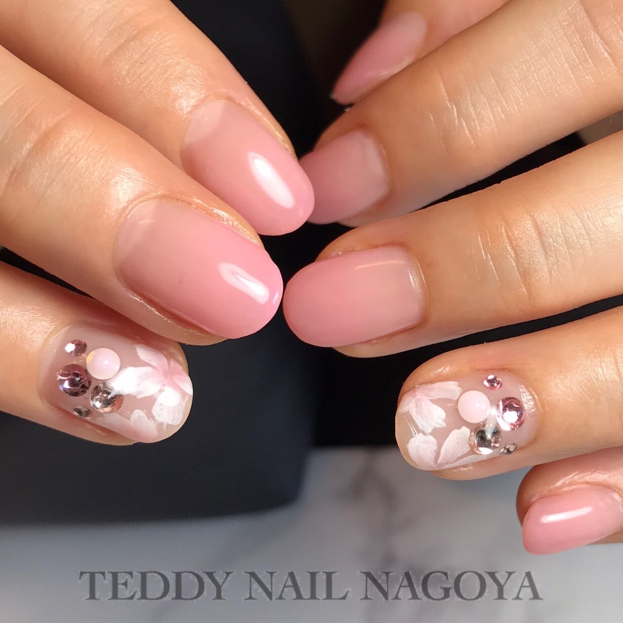 春 卒業式 入学式 デート ハンド Teddy Nail Nagoyaのネイルデザイン No ネイルブック