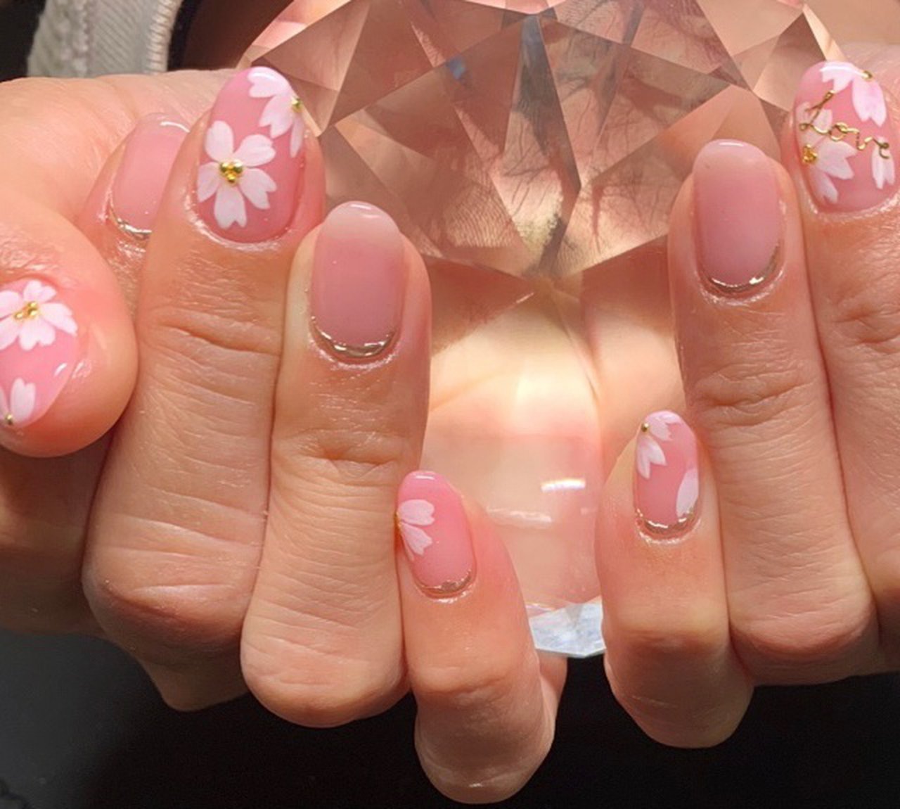 春 ハンド フレンチ フラワー ピンク Lvl Nail Airiのネイルデザイン No ネイルブック