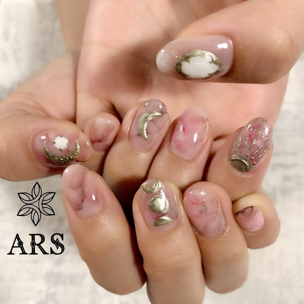 オールシーズン ハンド ニュアンス ショート ベージュ Sanaのネイルデザイン No ネイルブック