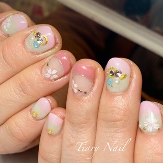 鬼滅の刃　甘露寺蜜璃ネイル💅 ・
#鬼滅の刃
#痛ネイル
#甘露寺蜜璃
#鬼滅の刃ネイル
#鬼滅ネイル
#鬼滅の刃
・
T様ありがとうございました😊
・
#坂戸市ネイル #坂戸市ネイルサロン#ティアリーネイル#美爪#美甲#nail#nails#nailart#煉獄さん#無限列車編 #禰󠄀豆子ネイル#kimetsunoyaiba #kimetsunoyaibafanart #禰󠄀豆子#kimetsunoyaibanails#胡蝶しのぶ #冨岡義勇 #竈門炭治郎 #禰󠄀豆子#伊之助#炎柱#柱#我妻善逸#市松模様#血色ネイル#桜#桜ネイル#花柄ネイル #春 #お正月 #成人式 #浴衣 #フレンチ #グラデーション #ビジュー #ラメ #パール #ピンク #グリーン #パステル #𝑻𝒊𝒂𝒓𝒚 𝑵𝒂𝒊𝒍　ティアリーネイル #ネイルブック