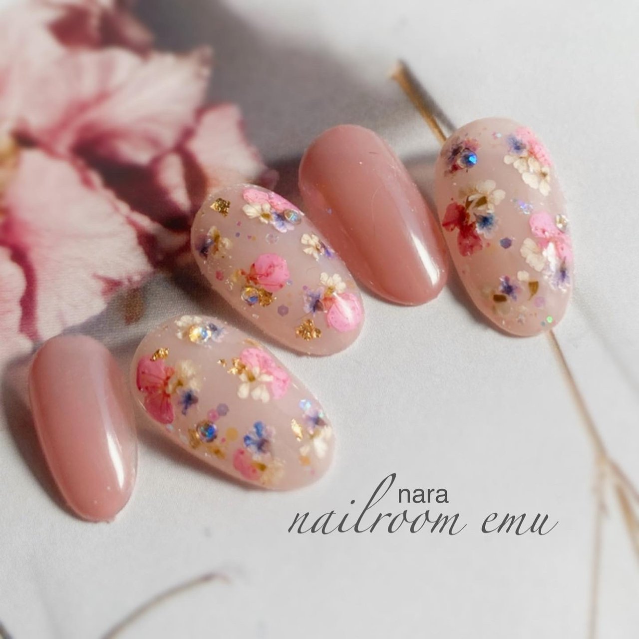 奈良ネイルサロンnailroomemuのネイルデザイン No ネイルブック