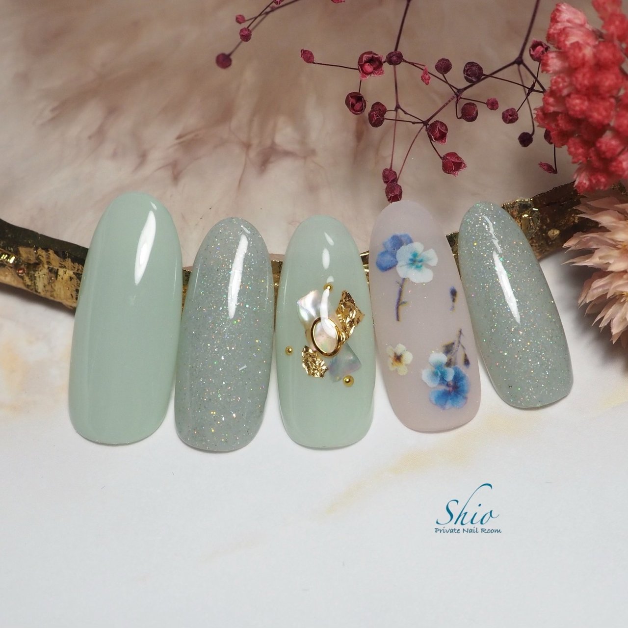 春 夏 ハンド ラメ ワンカラー Akariのネイルデザイン No ネイルブック