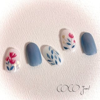 #アートし放題コース💅💕 
ピンク系が多いフラワーネイルで
珍しいペールブルーベースのフラワーアート🌷

可愛くなりすぎない落ち着いたデザイン♡


#春#春ネイル#春ネイル2021 #大人可愛い #大人上品ネイル #フラワーネイル #ボタニカル #フラワー #春 #オフィス #デート #ハンド #ワンカラー #フラワー #ボタニカル #ピンク #ブルー #ネイビー #ジェルネイル #ネイルチップ #sa #ネイルブック