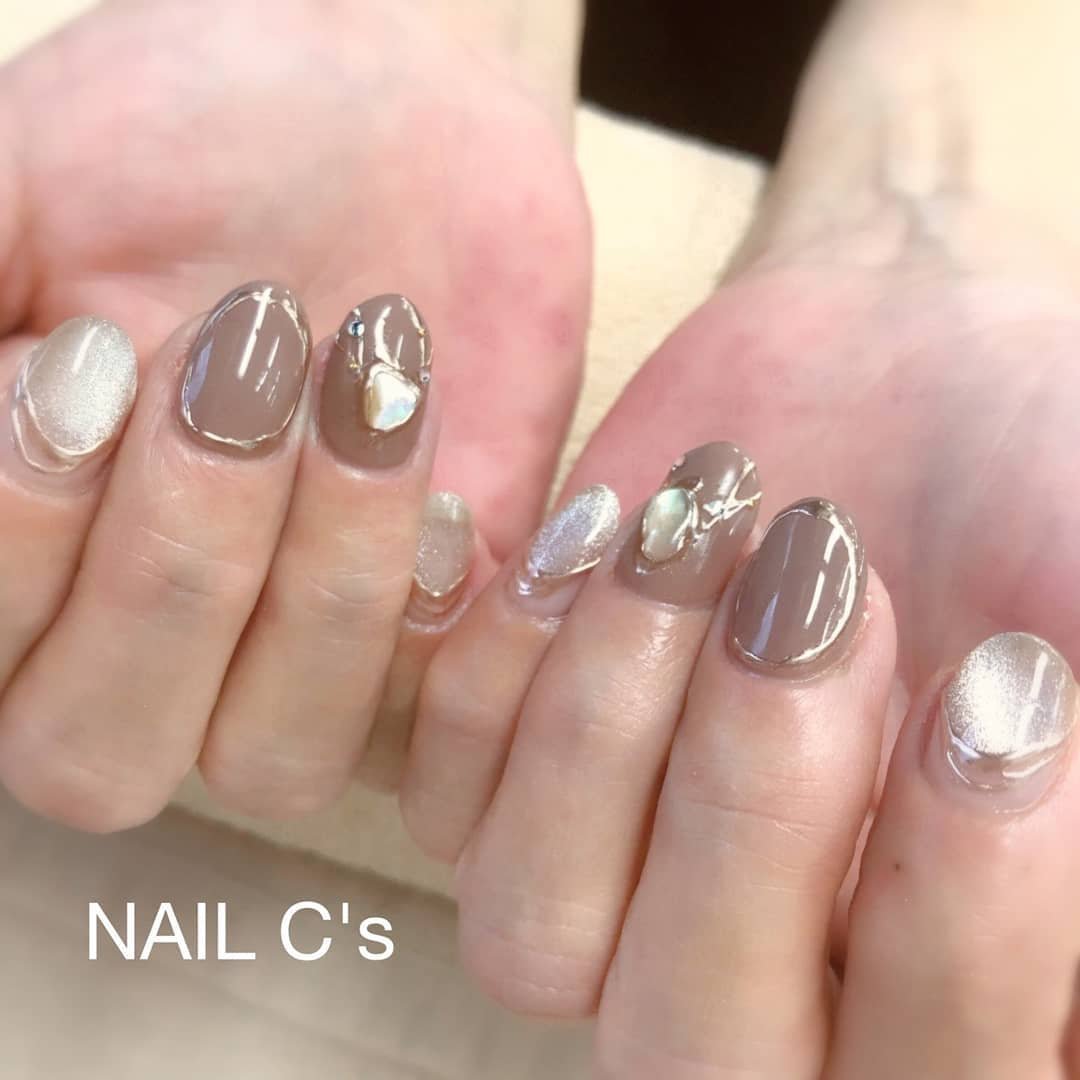 オールシーズン オフィス ハンド シェル マグネット Yumi Yoshikura Nail C S ネイルシーズ のネイル デザイン No ネイルブック