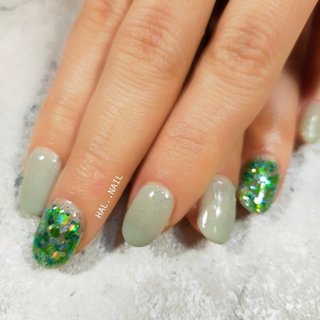 緑系ネイルのネイルデザイン ネイルブック