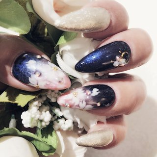 夜桜のネイルデザイン ネイルブック