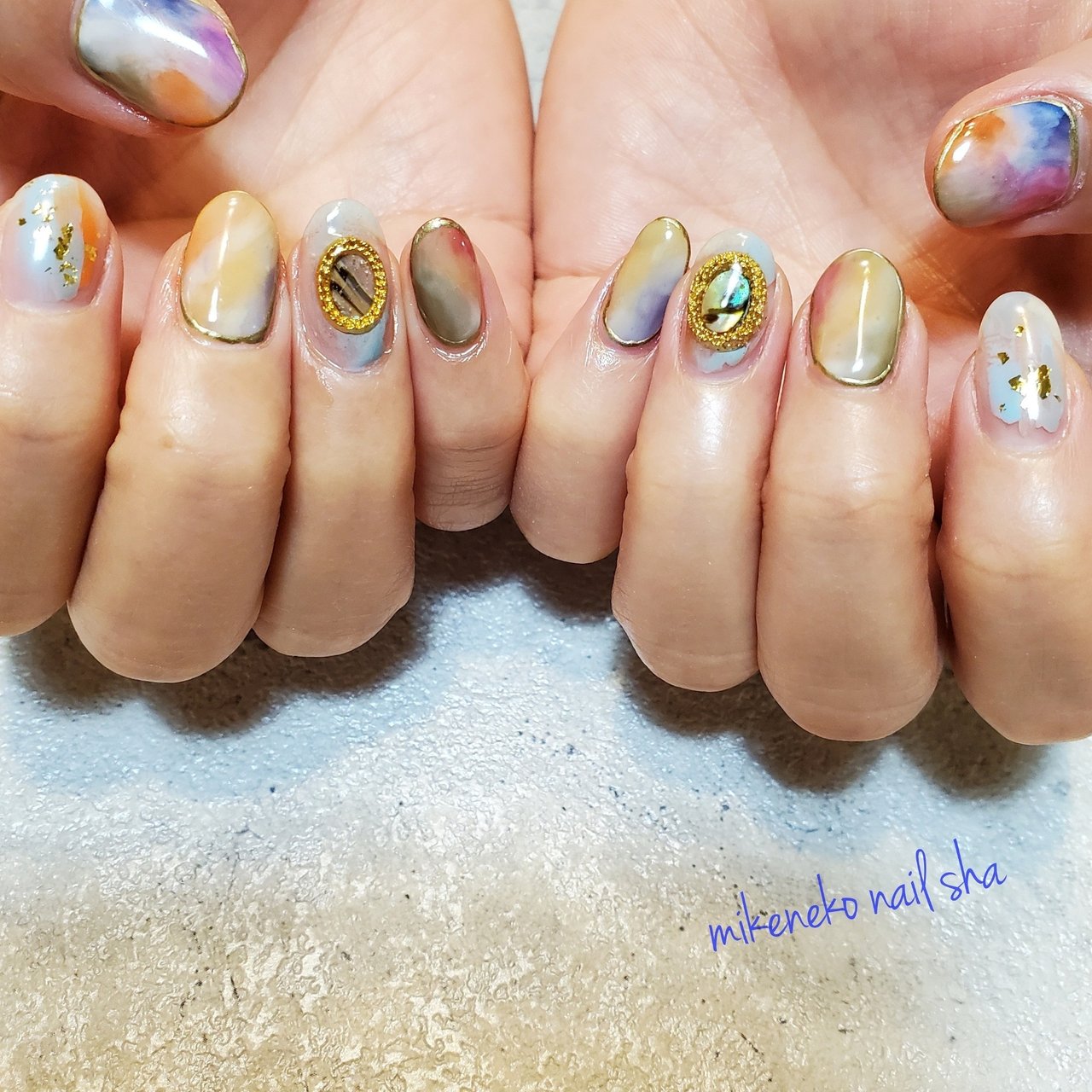春 夏 オールシーズン シェル ニュアンス 吉祥寺ミケネコnail社のネイルデザイン No ネイルブック