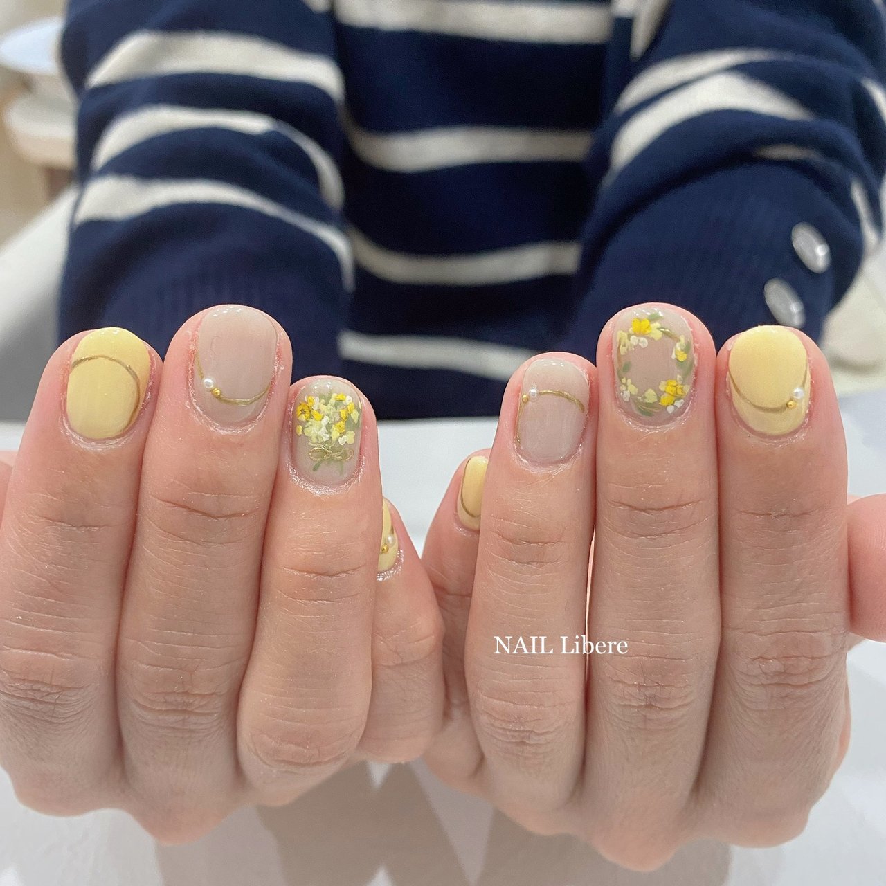 春 夏 秋 冬 イエロー Nail Libereのネイルデザイン No ネイルブック