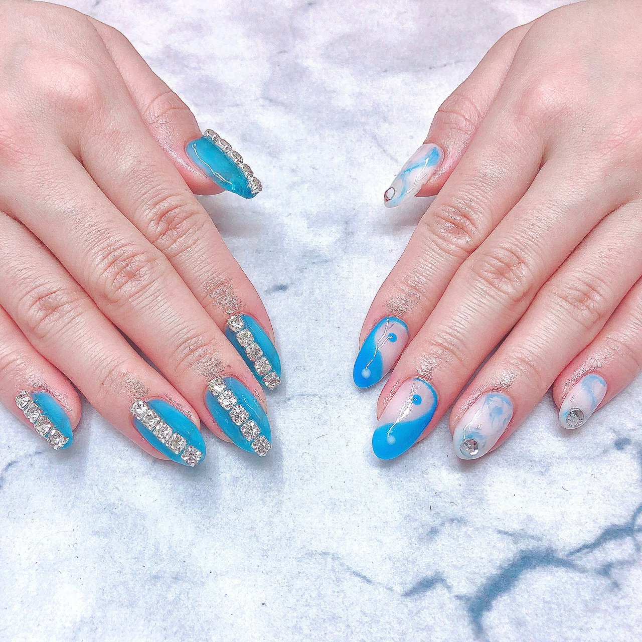 水色 Crystal R Nail Salon のネイルデザイン No ネイルブック