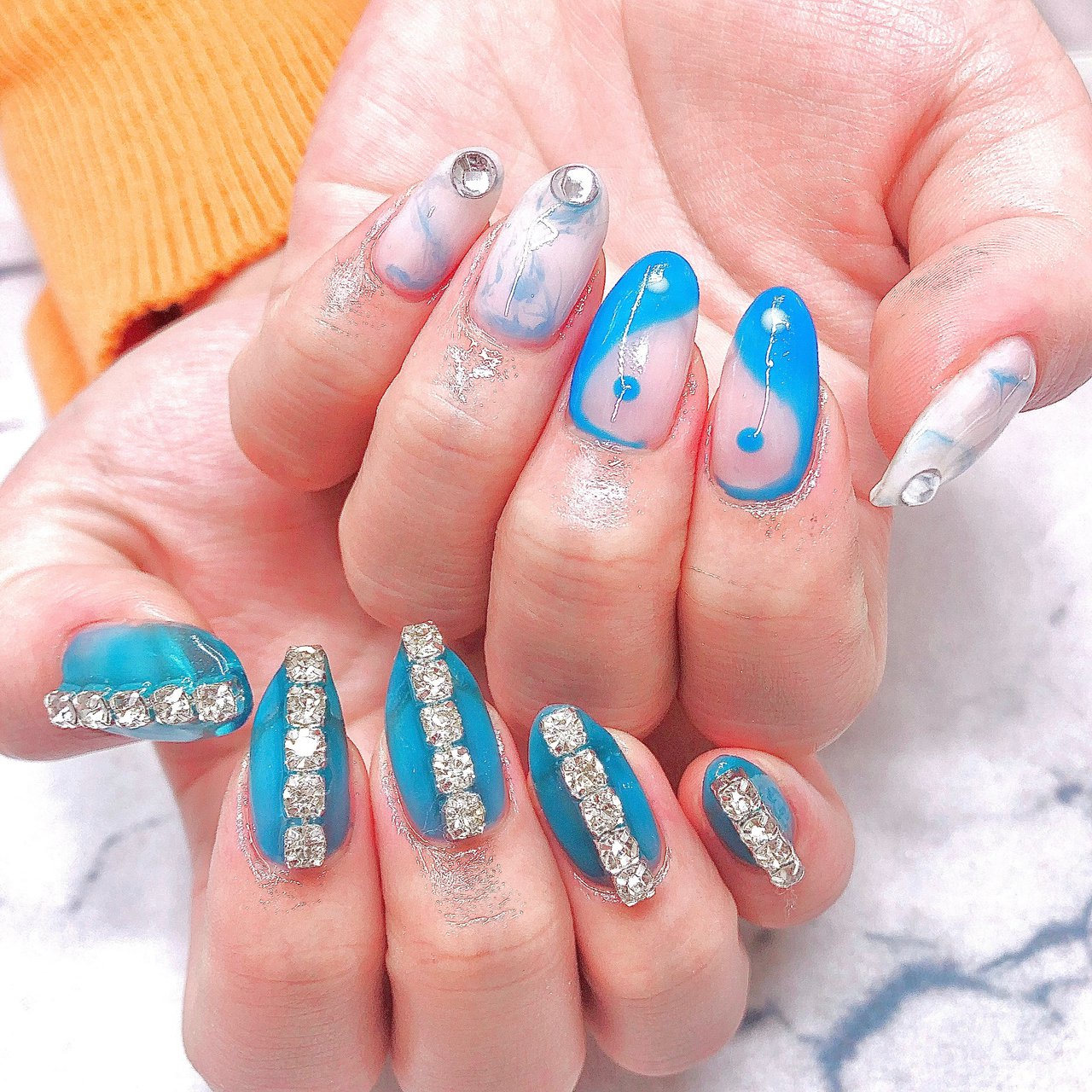 水色 Crystal R Nail Salon のネイルデザイン No ネイルブック