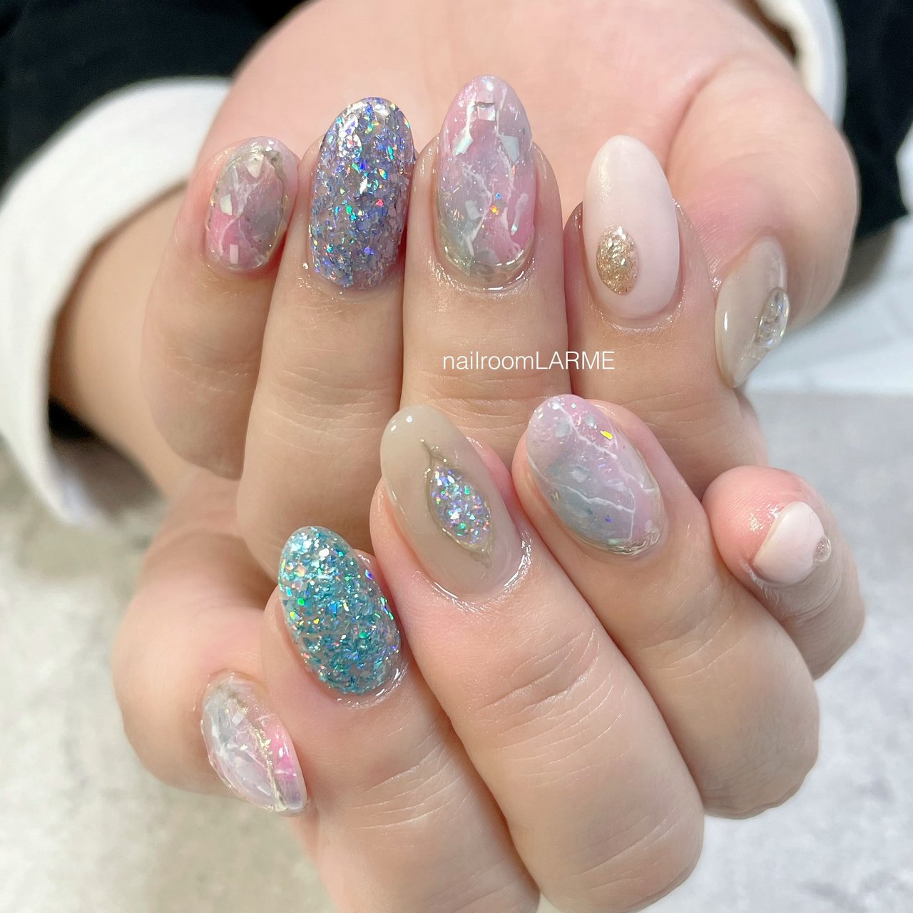 ハンド ピンク グリーン パープル Nailroomlarmeのネイルデザイン No ネイルブック