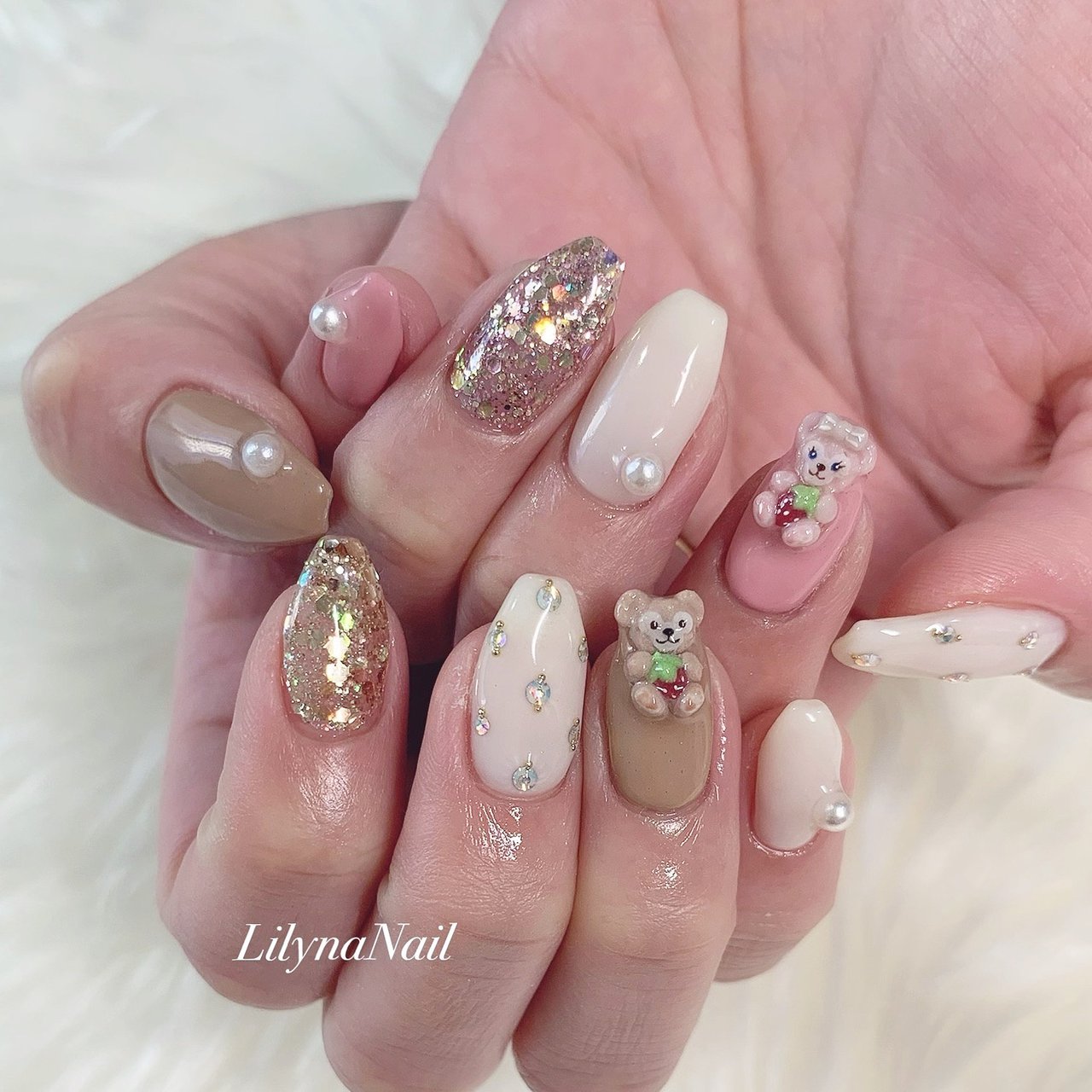 春 オールシーズン 女子会 ハンド ラメ Nailsalon Lilynaのネイルデザイン No ネイルブック