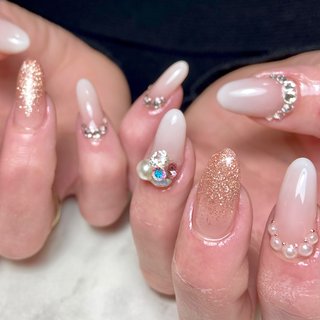 人気順 根元パールのネイルデザイン ネイルブック