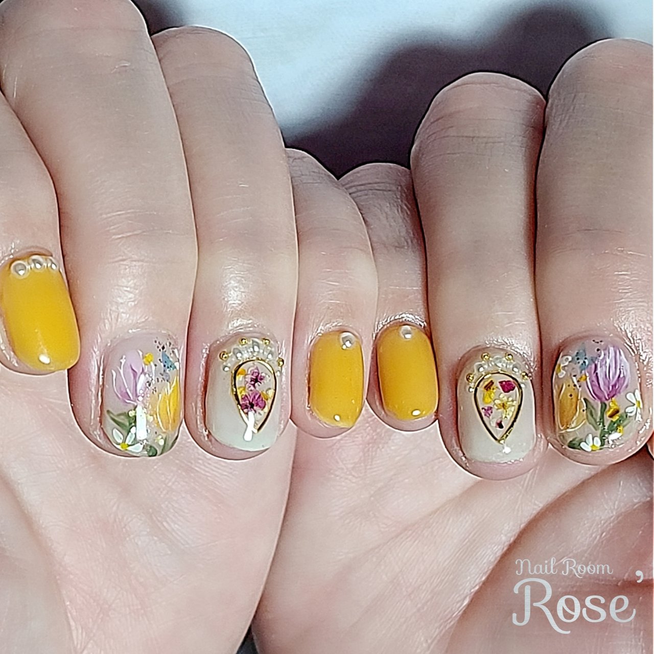 春 入学式 ハンド ワンカラー フラワー 三軒茶屋 Rose のネイルデザイン No ネイルブック