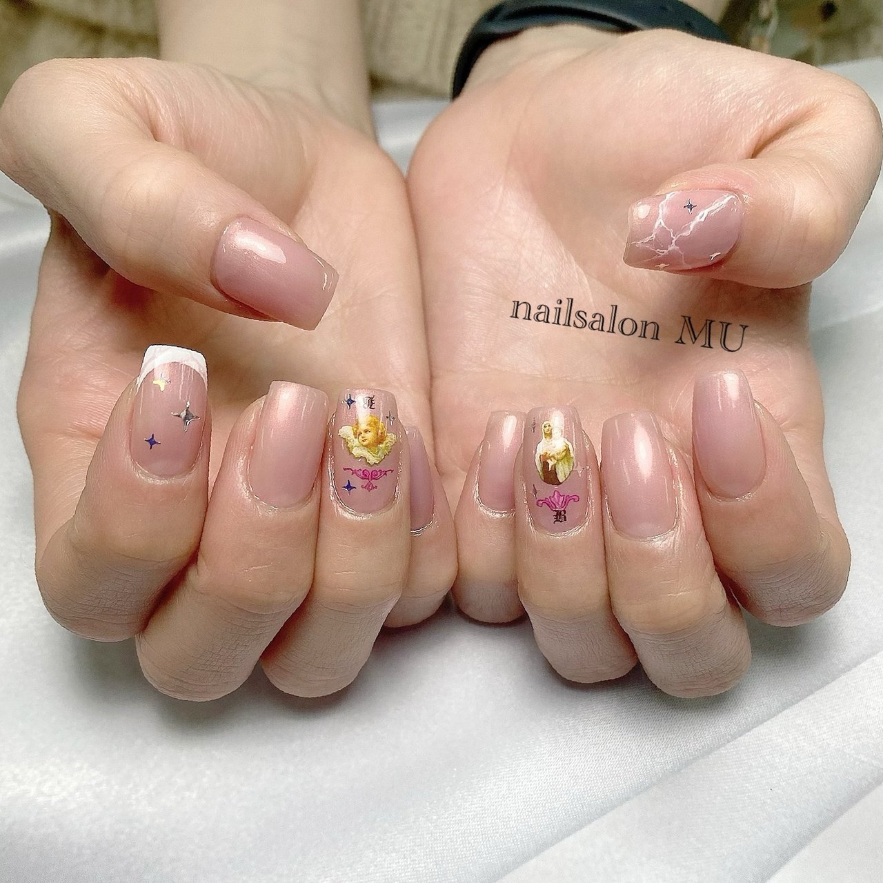 フレンチ ワンカラー キャラクター 大理石 ピンク Nailsalon Mu ミウ のネイルデザイン No ネイルブック