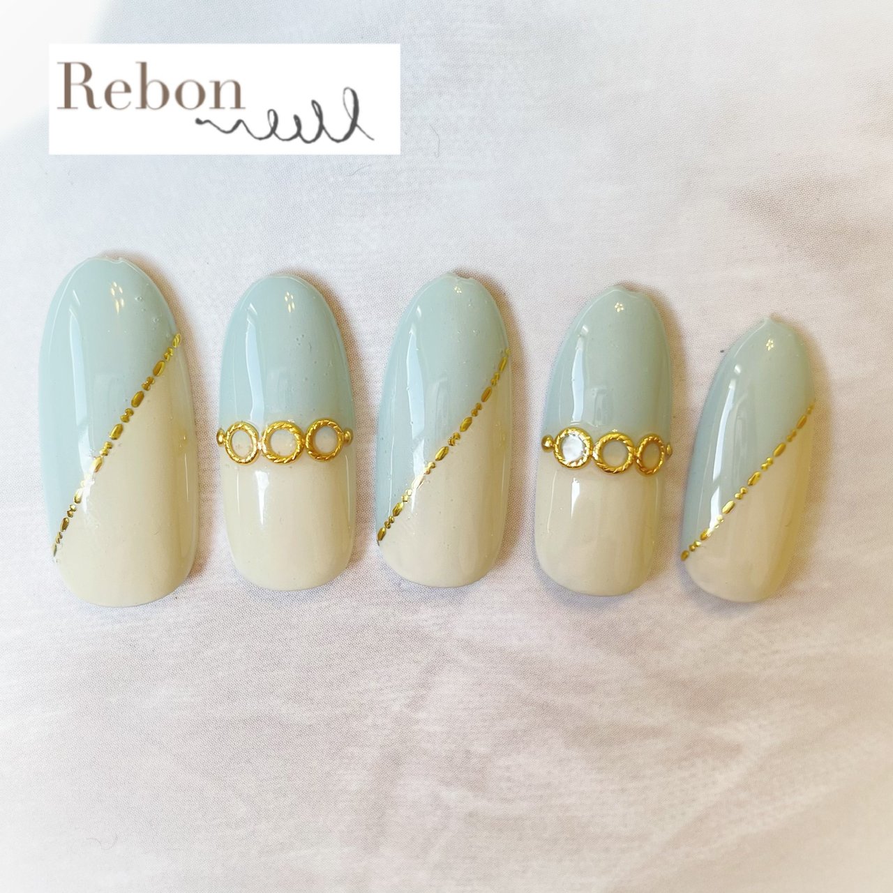 オールシーズン ハンド フレンチ ベージュ 水色 Rebon Beautyのネイルデザイン No ネイルブック