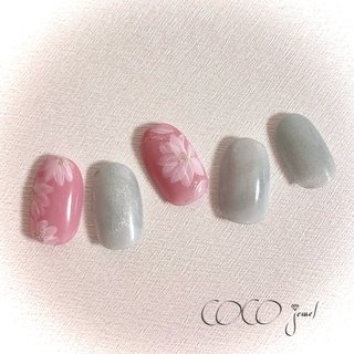 #アートし放題コース💅💕 
フラワーアートにブルーグレーカラーを合わせて
落ち着いたデザインに♡

#春#春ネイル#春ネイル2021 #大人可愛い #大人上品ネイル #フラワーネイル #春 #オフィス #デート #ハンド #シンプル #ワンカラー #フラワー #マグネット #ピンク #グレー #シルバー #ジェルネイル #ネイルチップ #sa #ネイルブック