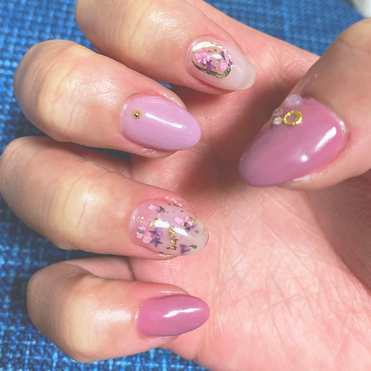 春 ハンド シンプル フラワー ショート Kuromiのネイルデザイン No ネイルブック