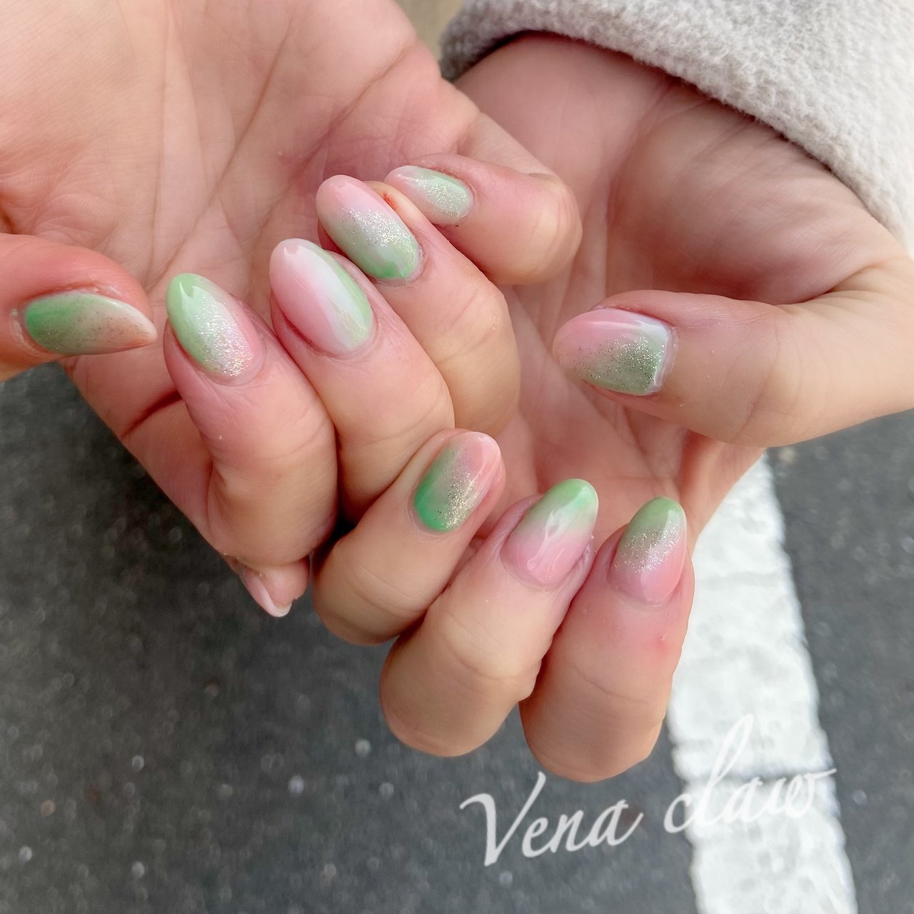 春 ハンド ピンク グリーン ジェルネイル Nail Salon Vena Claw のネイルデザイン No ネイルブック