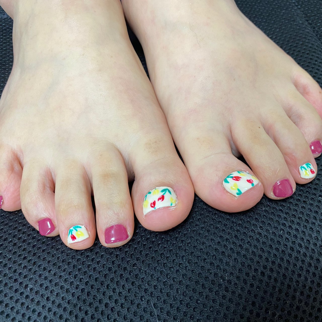 春 フット フラワー Mami Suzukiのネイルデザイン No ネイルブック