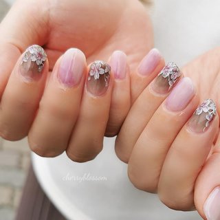 夜桜のネイルデザイン ネイルブック