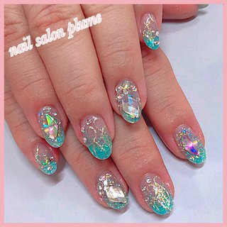 ご予約問い合わせはInstagram@plumenail_yokohamaまでDM💌💭 
plume nail🌙.*·̩͙🌙.*·̩͙
⭐️付け放題コース（90分）⭐️
ブライダルネイル🌼
新規7000円（時間内で終わらないデザインは+30分1500円）
◎他店付けかえ毎回オフ無料
◎付け放題はアートもパーツも込み価格！時間内であれば制限なし！
◎ハードジェル又はスカルプ、3Dアートオフは別途料金
ღ .:*・゜♡゜・*:.ღ .:*・゜♡゜・*:.ღ .:*・゜♡゜・*:.ღ
※当サロンは男女問わずご来店可能です🙆‍♂️
※ネイルチップフルオーダーも受付できます。直接来店又は配送もできます。問い合わせはDM✉
ღ .:*・゜♡゜・*:.ღ .:*・゜♡゜・*:.ღ .:*・゜♡゜・*:.ღ
안녕하세요 ~⭐️
일본의 네일샵 plume（프류무）입니다♡
팔로우미~♡
남편이 한국인입니다🐰
Live in Japan
◎韓国すきネイリスト
◎11時~20時
◎元町・中華街駅徒歩5分（みなとみらい線又はJR、横浜駅からバスでも可）
#nailart
#koreannails
#nailstagram
#ネイルスタグラム
#ネイルデザイン
#ネイルアート
#横浜ネイルサロン
#中華街
#韓国ネイル
#韓国スタイル
#韓国っぽ
#新大久保
#한국네일
#홍대
#신부네일
#春ネイル
#kpopnails
#韓国好きな人と繋がりたい
#kpop好きな人と繋がりたい
#caratと繋がりたい
#armyと繋がりたい
#txt好きな人と繋がりたい
#ディズニー好きな人と繋がりたい
#キラキラネイル
#大人かわいいネイル
#ブライダルネイル
#ビジューネイル
#ストーンネイル
#大人ネイル
#ラメネイル
#ラメグラデーション
#ゆめかわネイル #春 #オールシーズン #ブライダル #女子会 #ハンド #グラデーション #ビジュー #ホログラム #ラメ #ロング #クリア #水色 #シルバー #ジェルネイル #お客様 #ソアパク(横浜／サロン) #ネイルブック