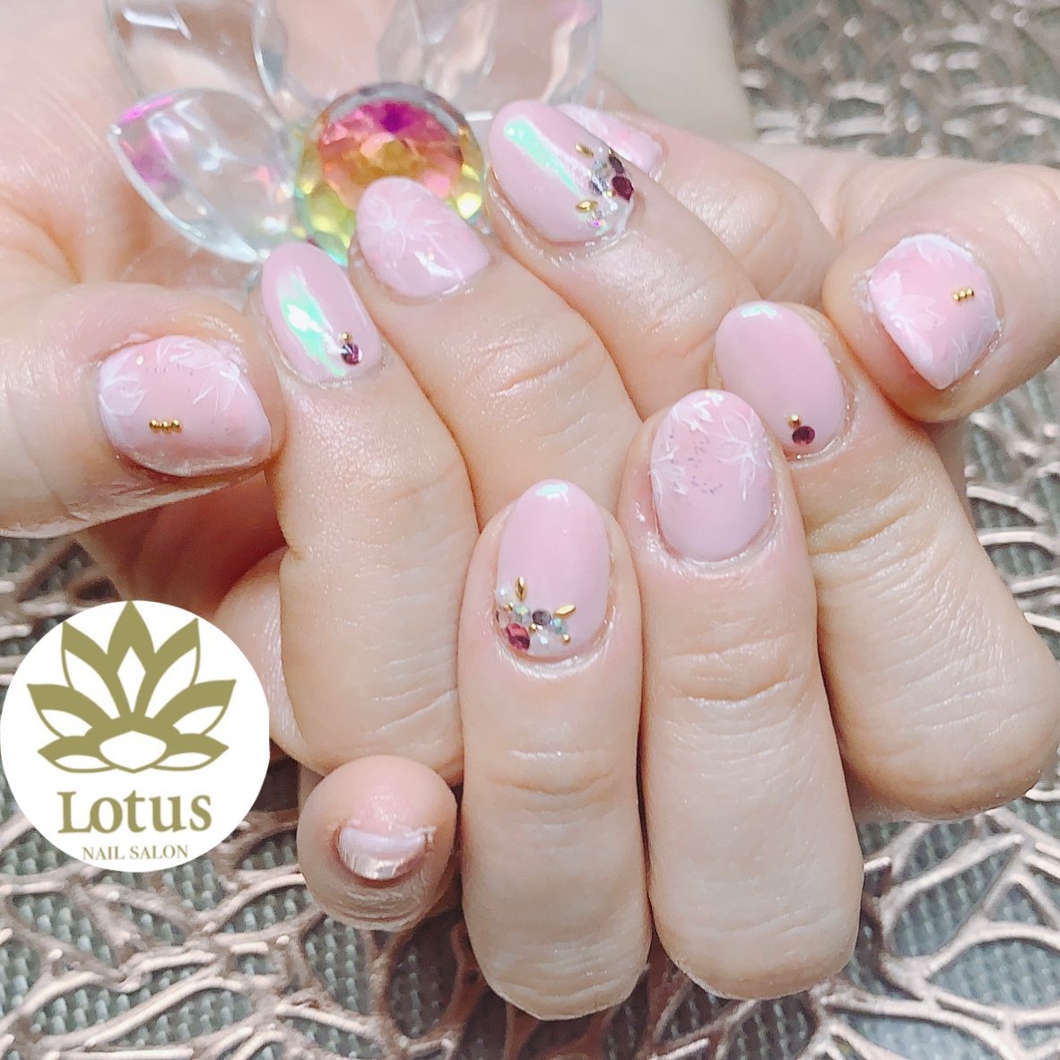 春 入学式 デート ハンド グラデーション Nail Salon Lotus ゆかのネイルデザイン No ネイルブック