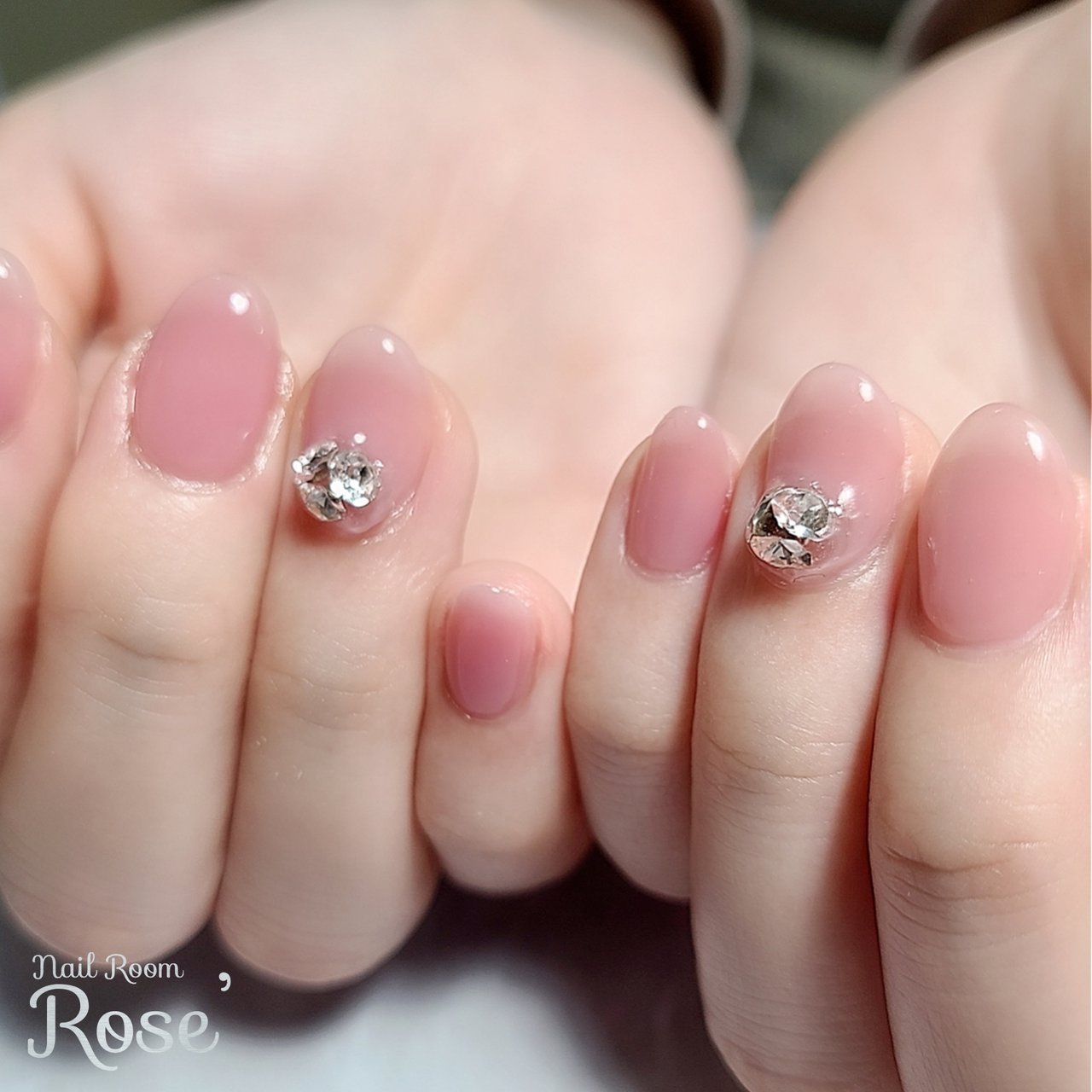 春 オールシーズン オフィス ハンド シンプル 三軒茶屋 Rose のネイルデザイン No ネイルブック