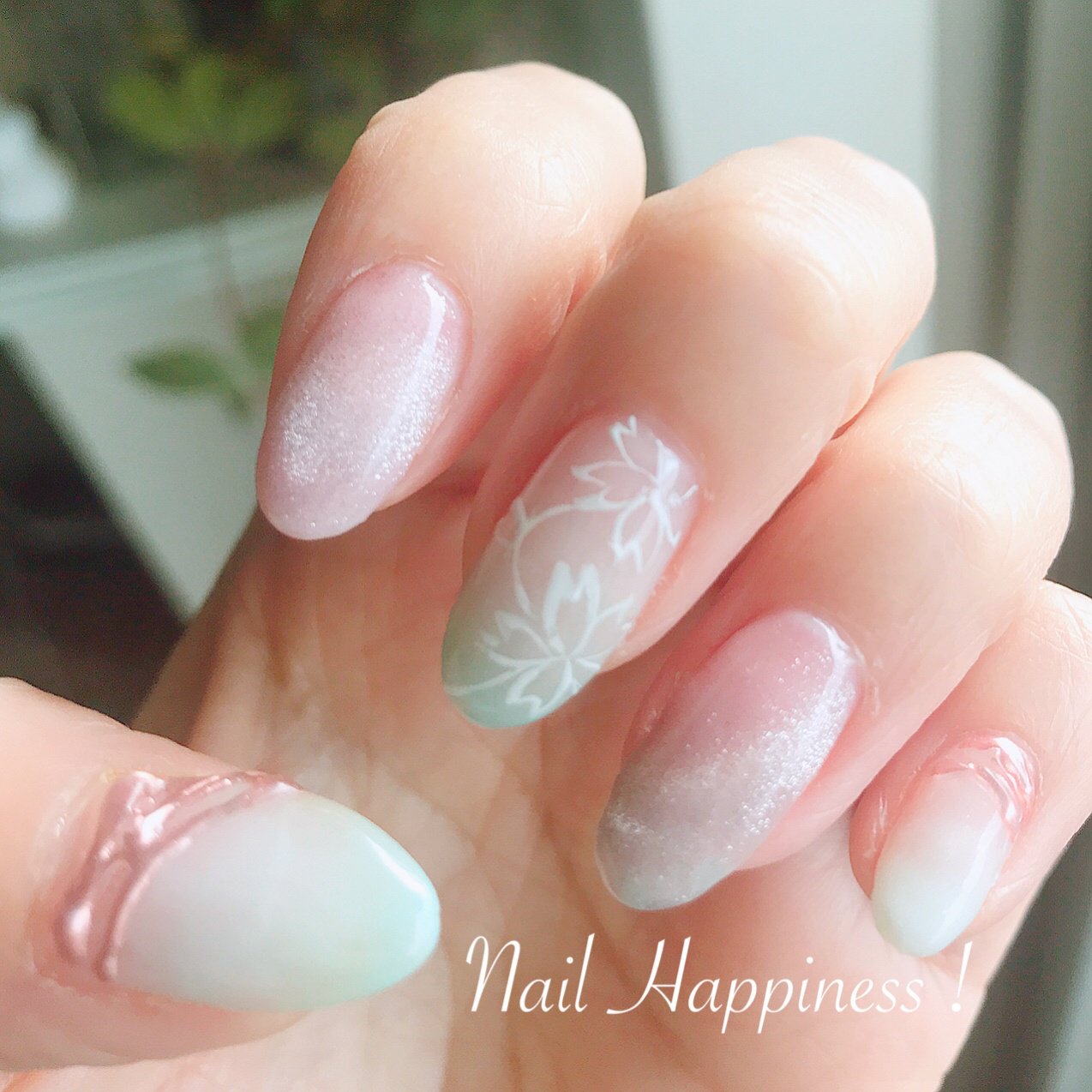 春 オールシーズン 入学式 グラデーション フラワー Nail Happiness ネイルハピネス ささきまきのネイル デザイン No ネイルブック