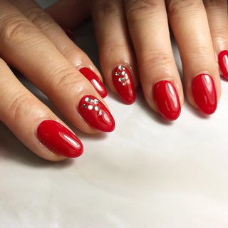 おすすめ順 赤が似合う人のネイルデザイン ネイルブック