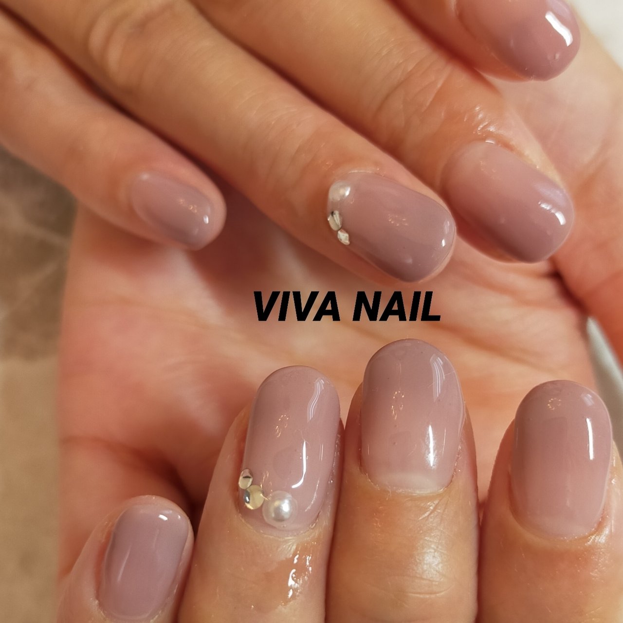 オールシーズン オフィス デート ハンド グラデーション Viva Nail Fujiのネイルデザイン No ネイルブック