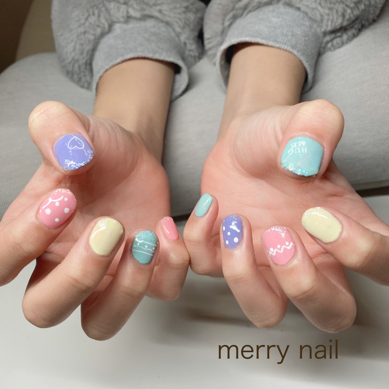 春 ハンド ピンク イエロー カラフル Merrynail メリーネイル のネイルデザイン No ネイルブック