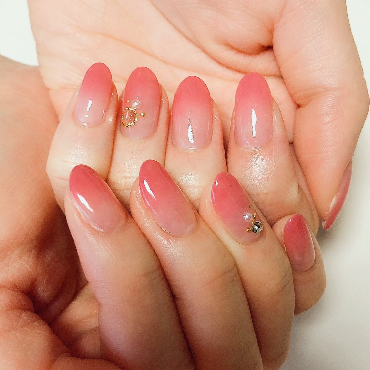 春 夏 オールシーズン ハンド グラデーション Yukari Neru Nail のネイルデザイン No ネイルブック