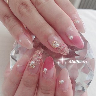 ピンクバイカラーネイルのネイルデザイン ネイルブック