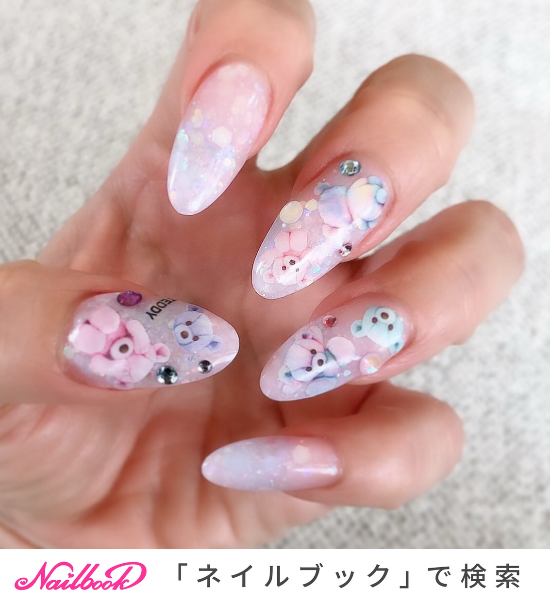 春 キャラクター ネイルシールのネイルデザイン ネイルブック