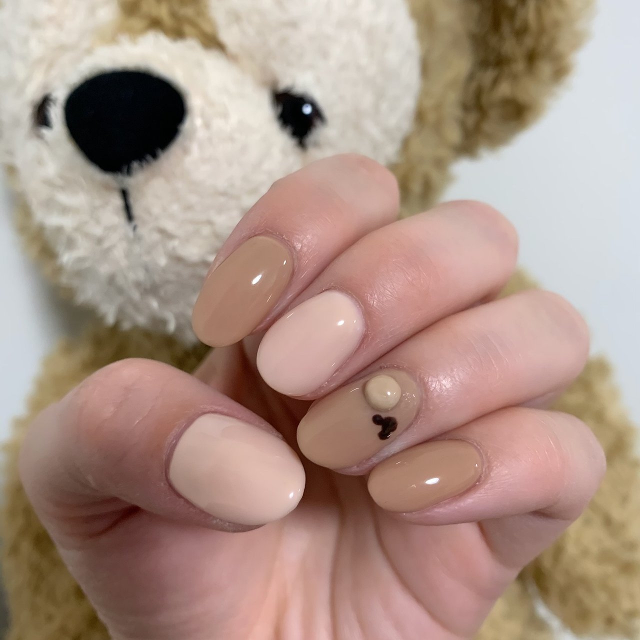 オールシーズン ハンド ワンカラー ミディアム ベージュ Y S Nailのネイルデザイン No ネイルブック