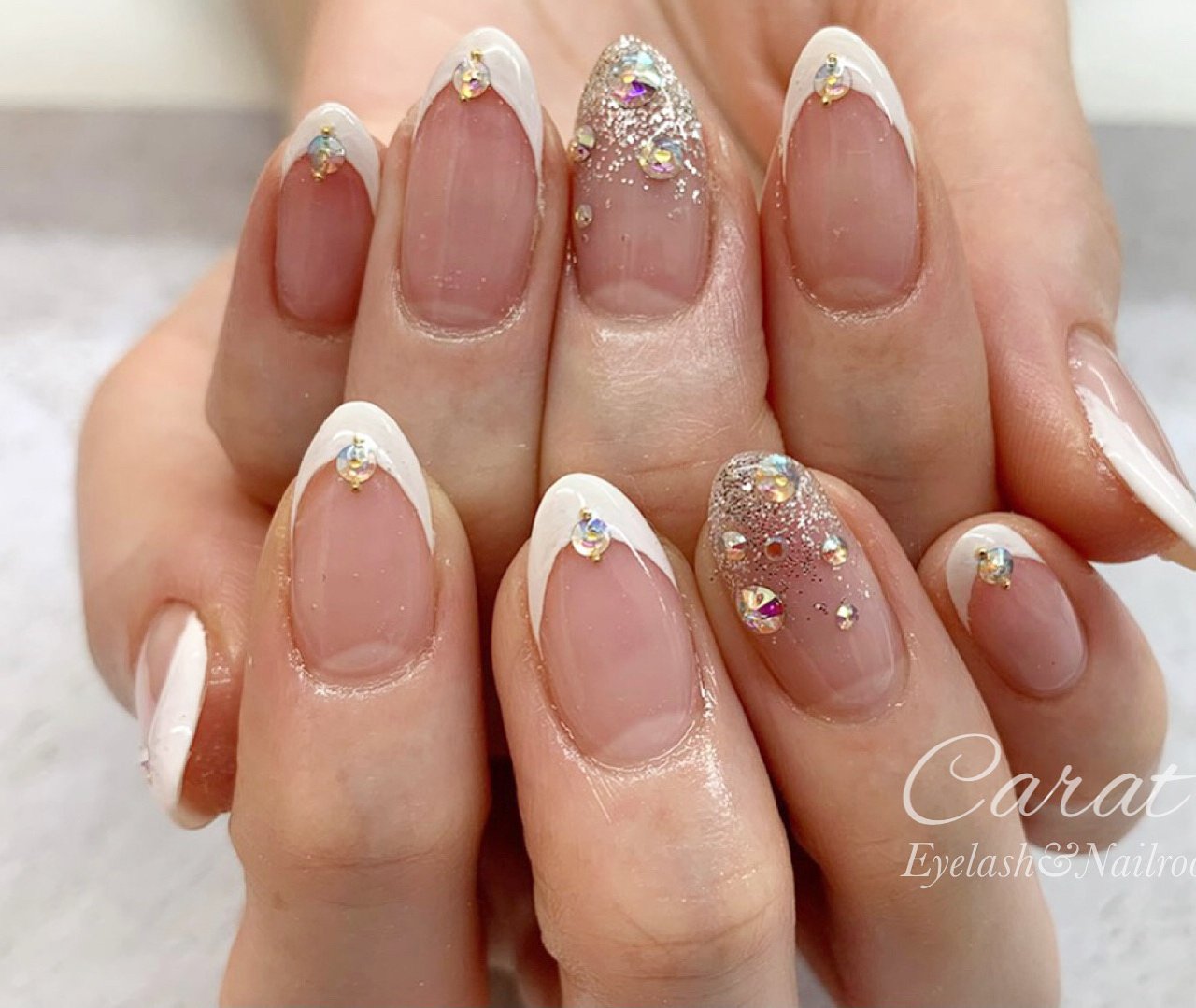 オールシーズン ハンド フレンチ ラメ ミディアム Eyelash Nail Room Caratのネイルデザイン No ネイル ブック