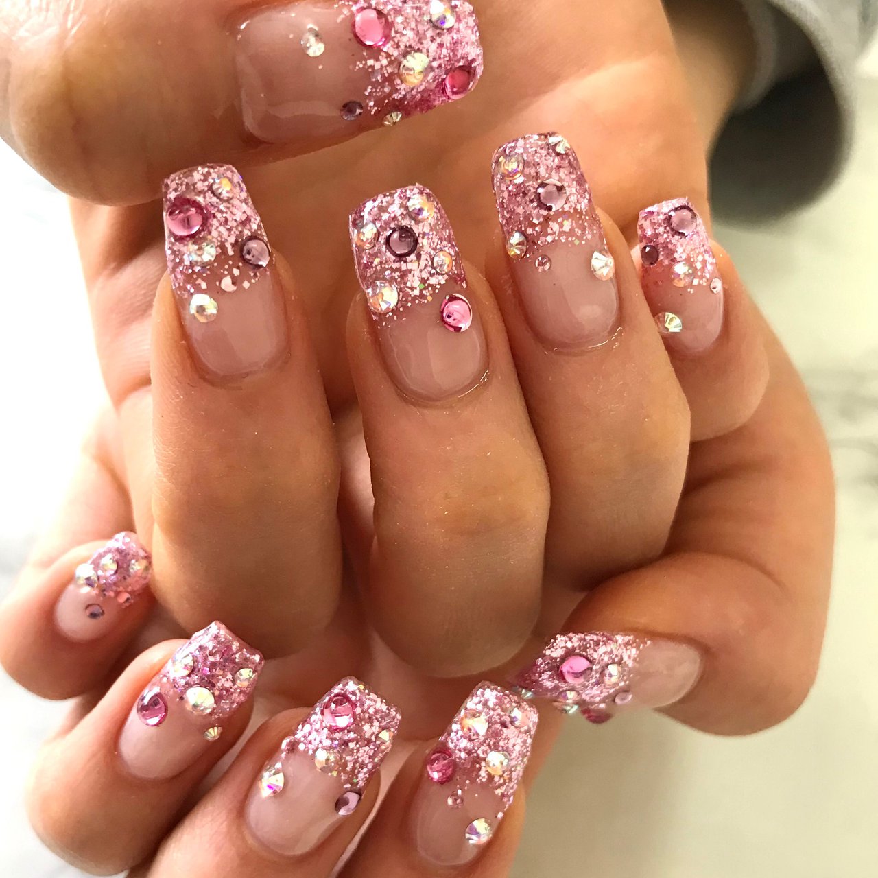 春 グラデーション ラメ ビジュー クリア Nail Room Amery のネイルデザイン No ネイルブック