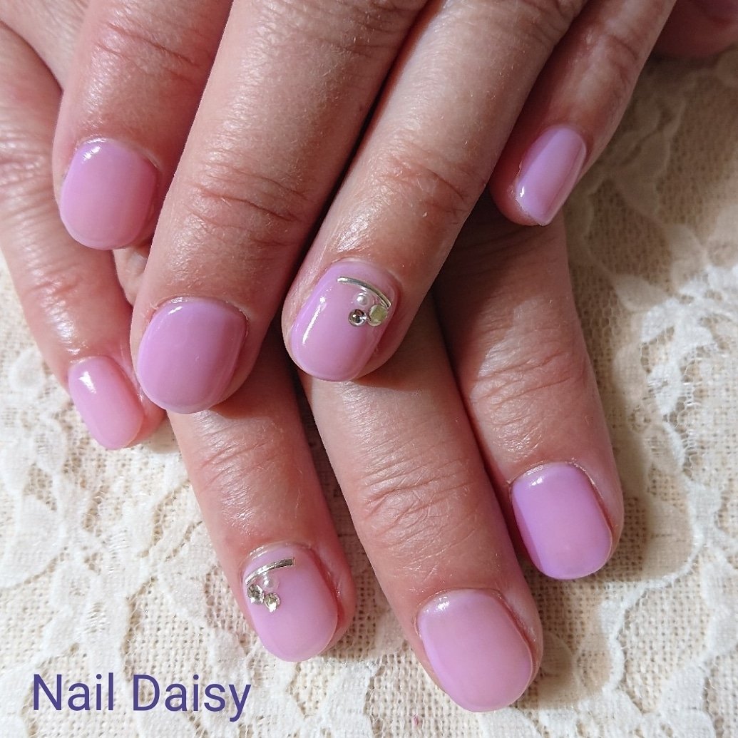 オールシーズン ハンド シンプル ワンカラー ショート Naildaisyのネイルデザイン No ネイルブック