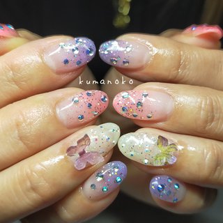 光るネイルのネイルデザイン ネイルブック